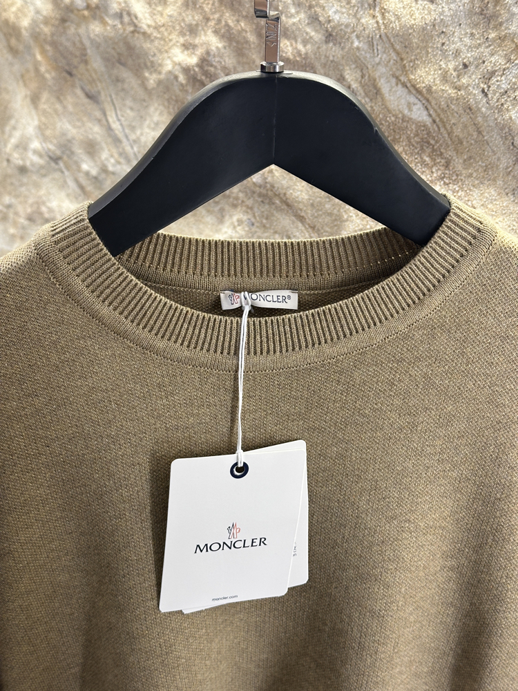 Moncler Kol Cep Detaylı Taş Rengi Kazak
