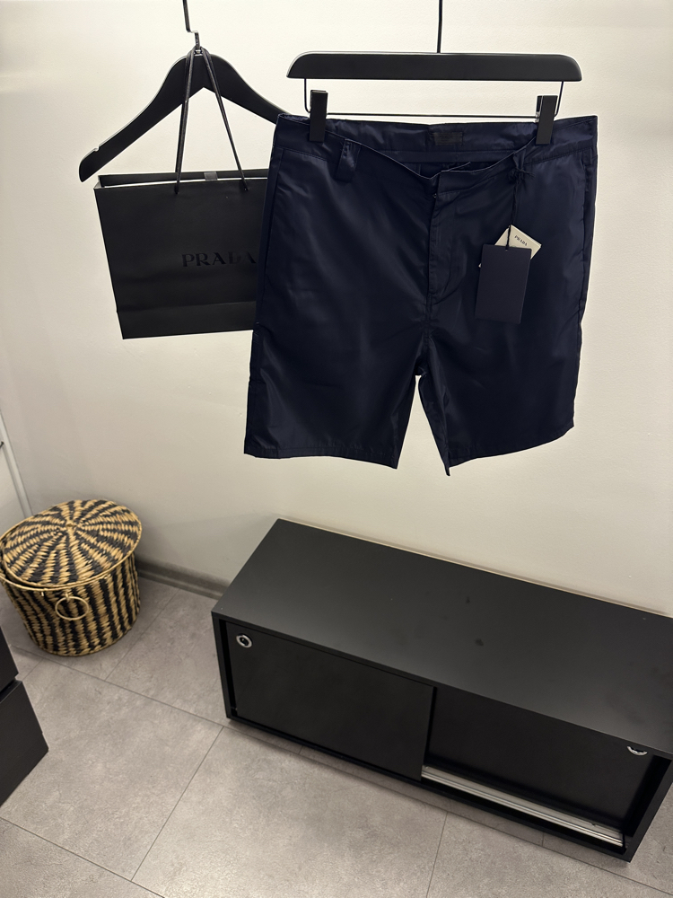 Prada Lacivert Renylon Kumaş Şort