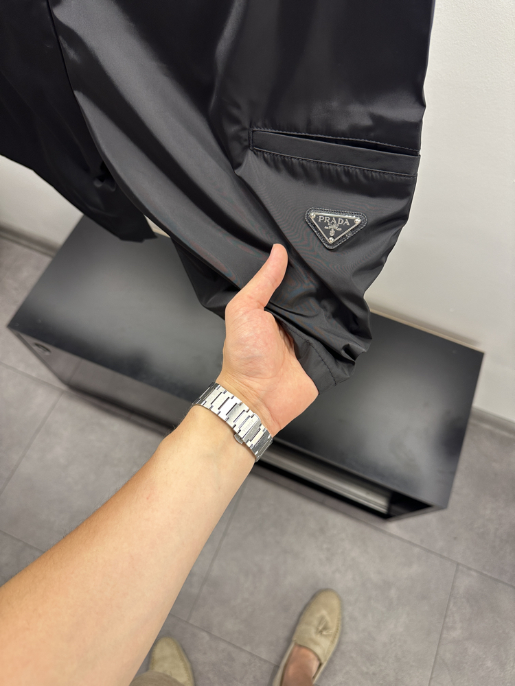 Prada Siyah Renylon Kumaş Şort 