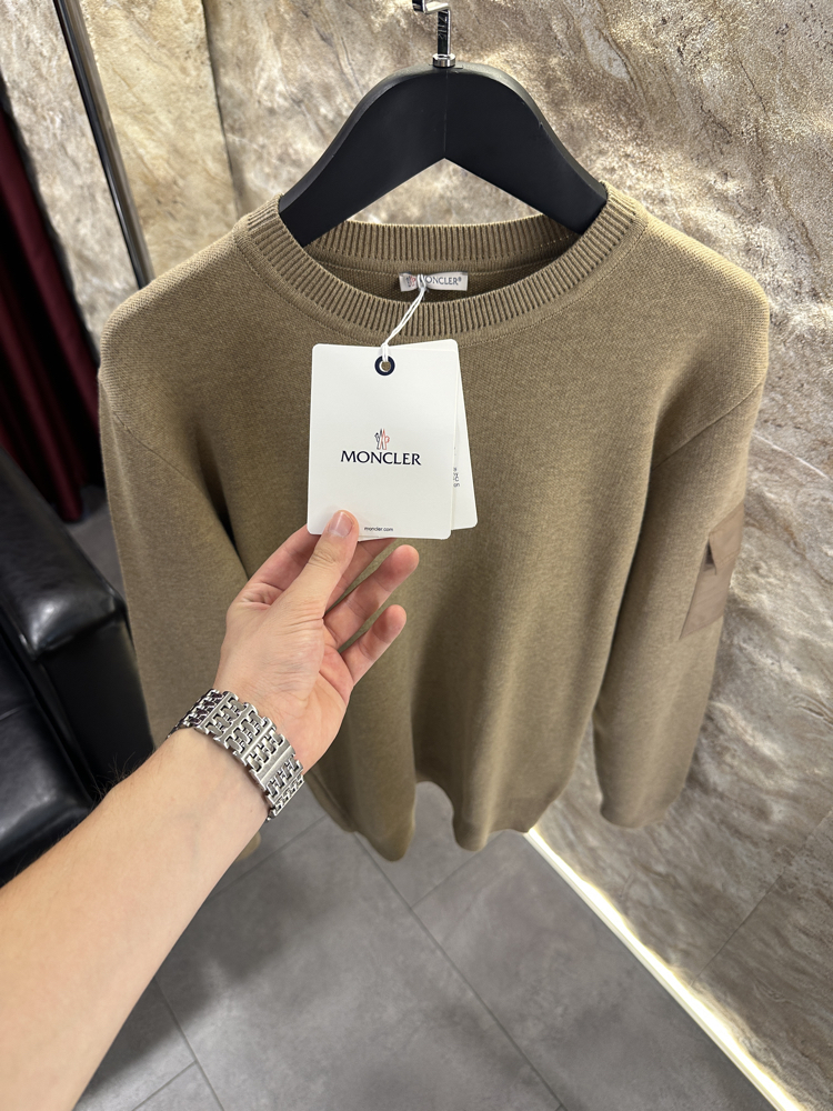 Moncler Kol Cep Detaylı Taş Rengi Kazak
