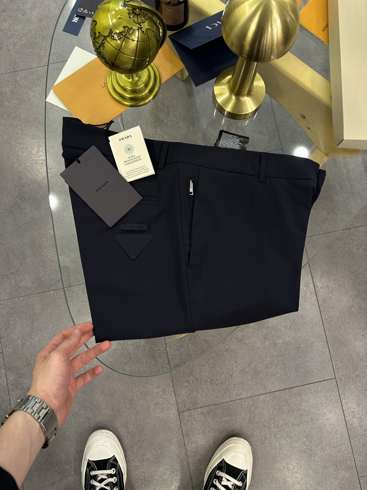 Prada Regular Fit Jogger ( ÖN SİPARİŞ )