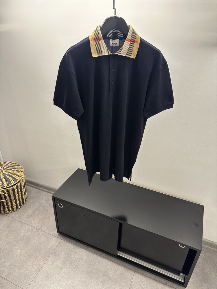 Burberry Polo Collared t-shirt