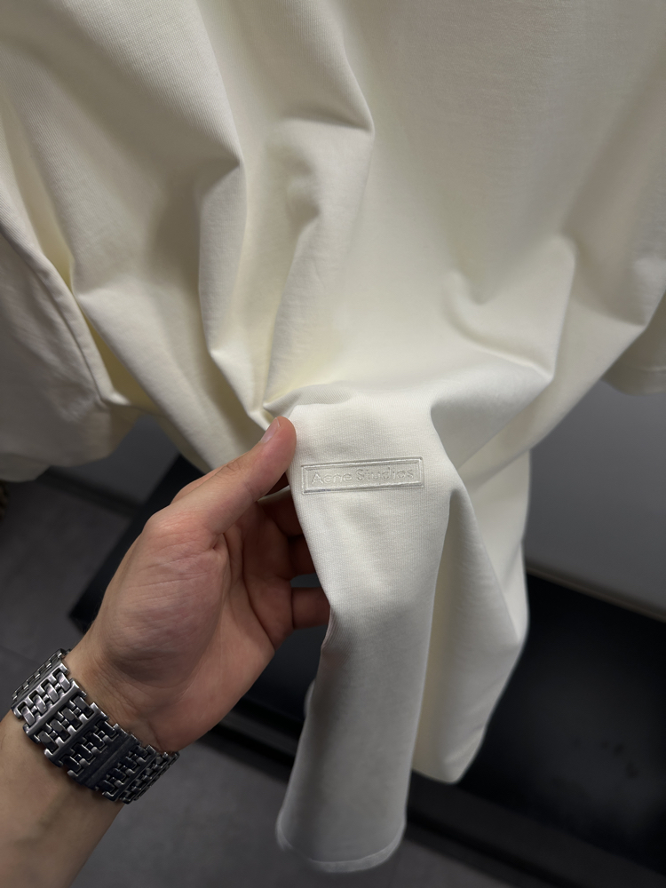 Acne Studios Ekru Renk Tişört
