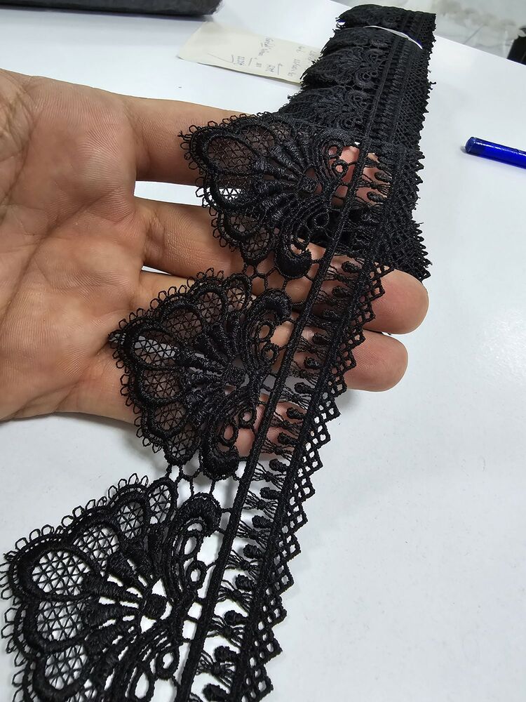 Siyah iğne oyası Danteli