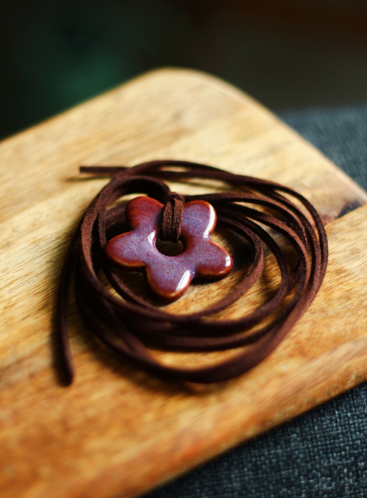 Çiçek Kolye - Plum Chocolate 