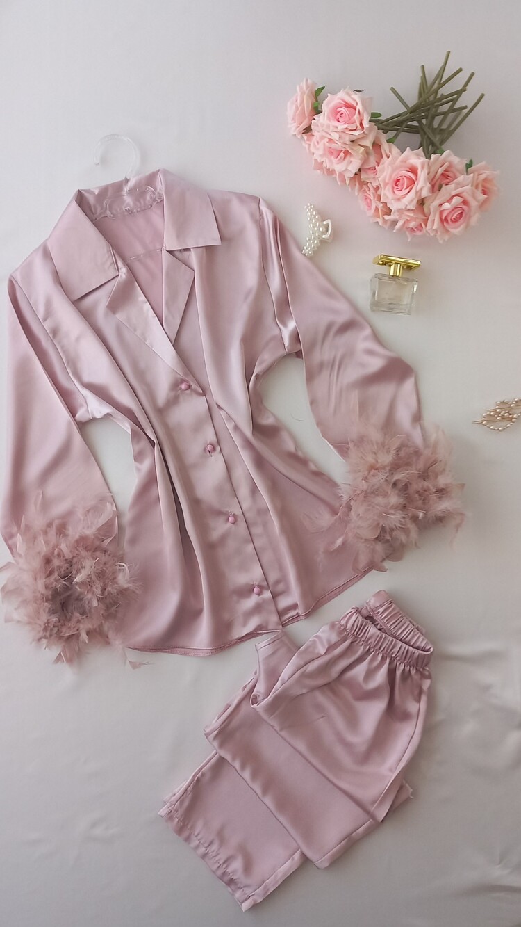 Gül Kurusu Tüylü Pijama Takımı