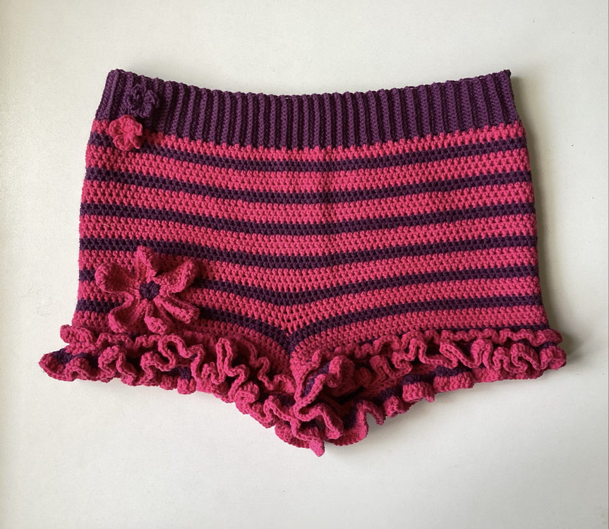 pembe mor çizgili mikro şort