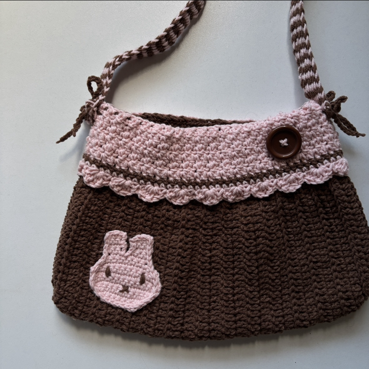 button bag by meiscrochet