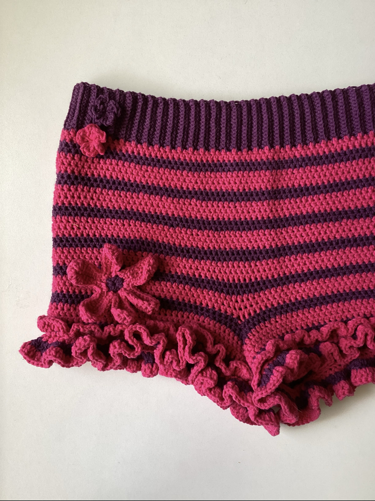 pembe mor çizgili mikro şort