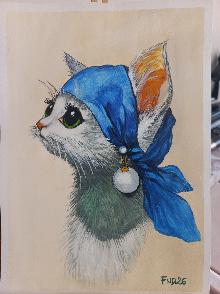 İnci Küpeli Kedi