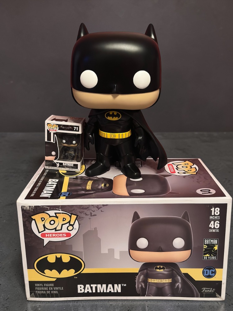Funko Pop: 18-Inch(46 CM) Mega Pop! Batman #01