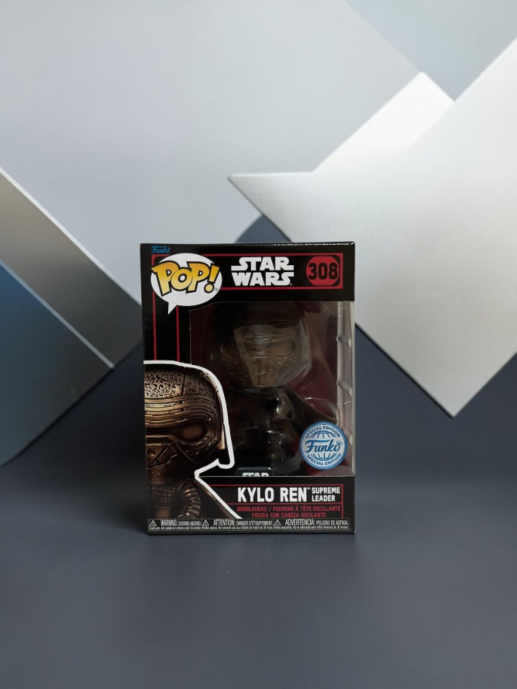 Funko Pop: Kylo Ren (Supreme Leader) #308 (Special Edition)