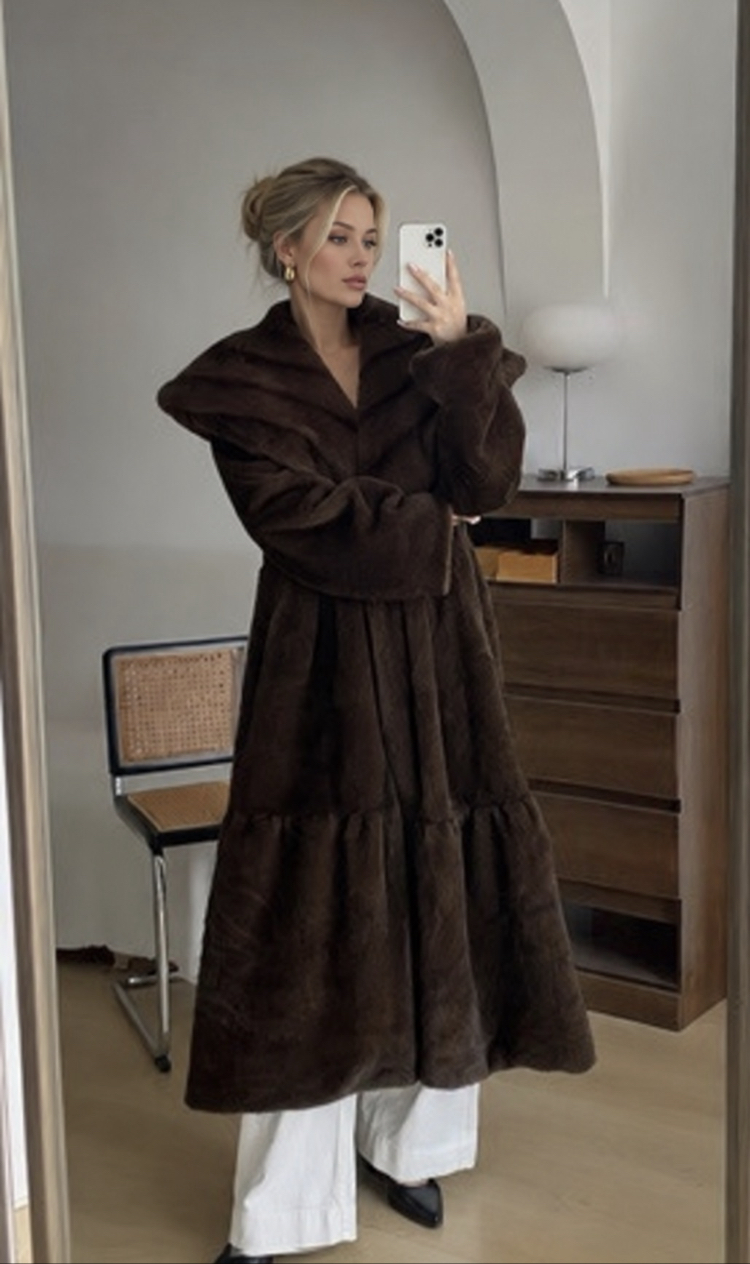 MAÉVA Faux Fur Coat