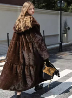 MAÉVA Faux Fur Coat