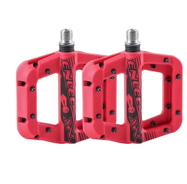 Enlee çivili pedal