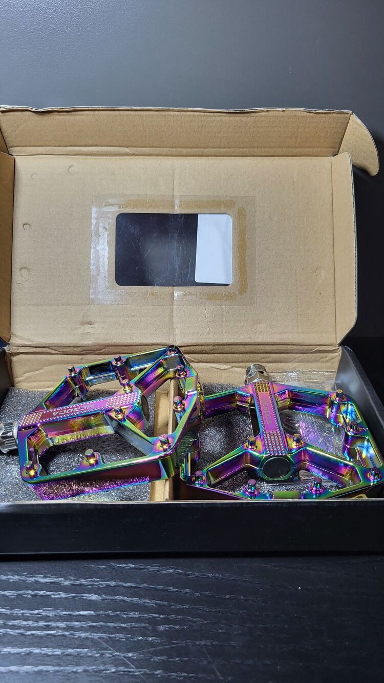 Meroca rainbow çivili pedal
