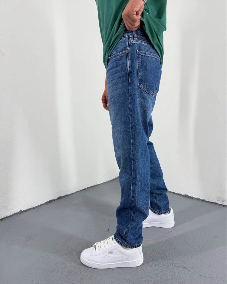 Blue Crash Boyfriend JEAN