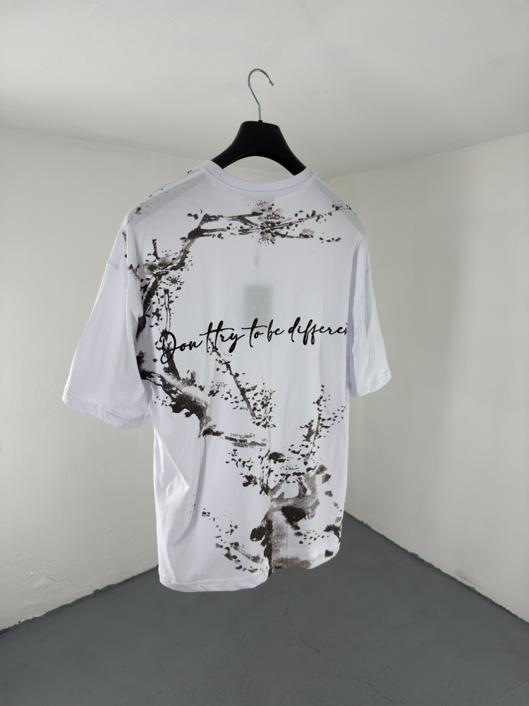 Nakışlı Baskılı Beyaz OverSize Tshirt