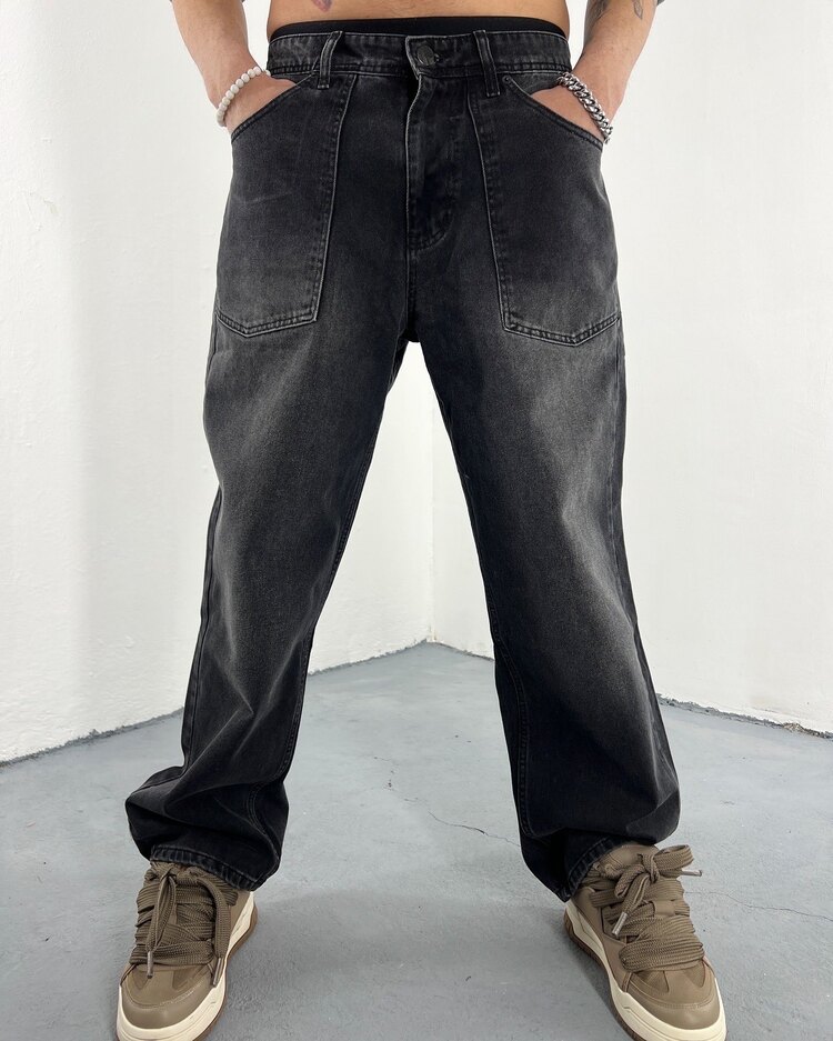 Reverse Pocket Baggy Denim