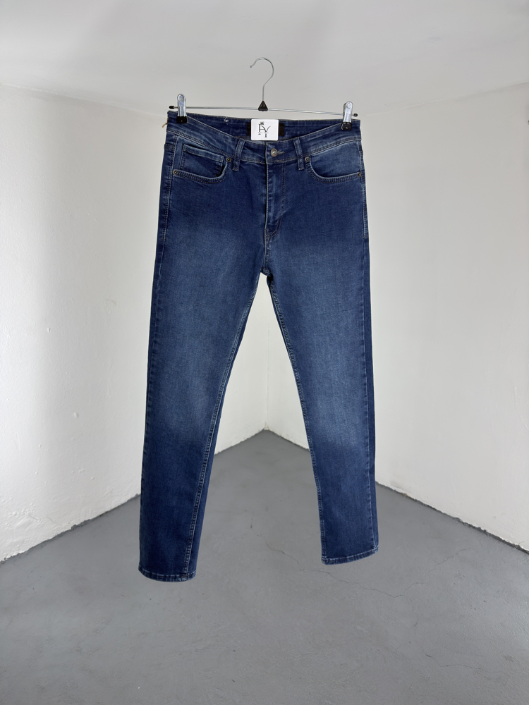 SlimFit Koyu Mavi Jean
