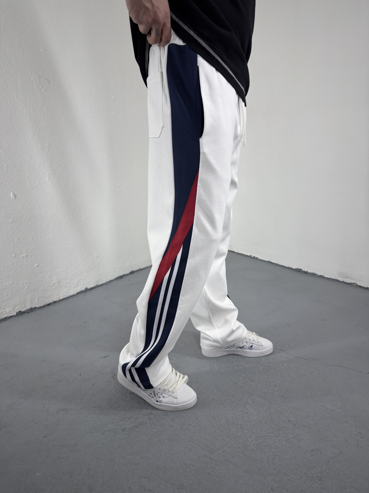 Şerit Detaylı Baggy Eşofman beyaz