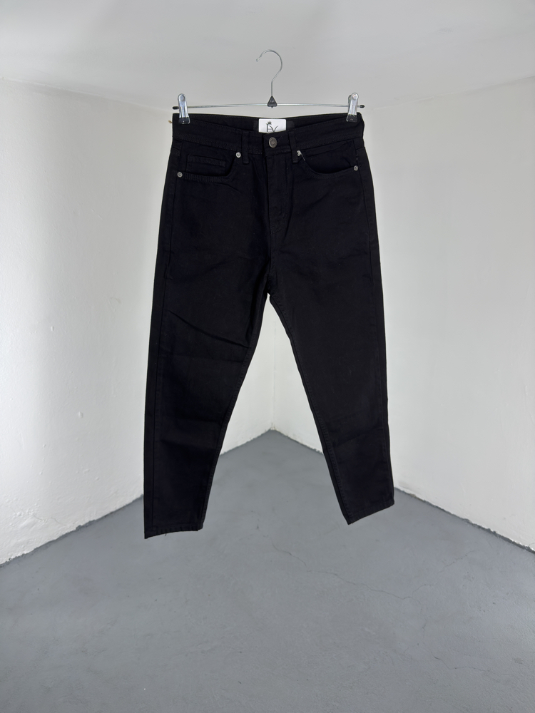 Boyfriend Black Jean