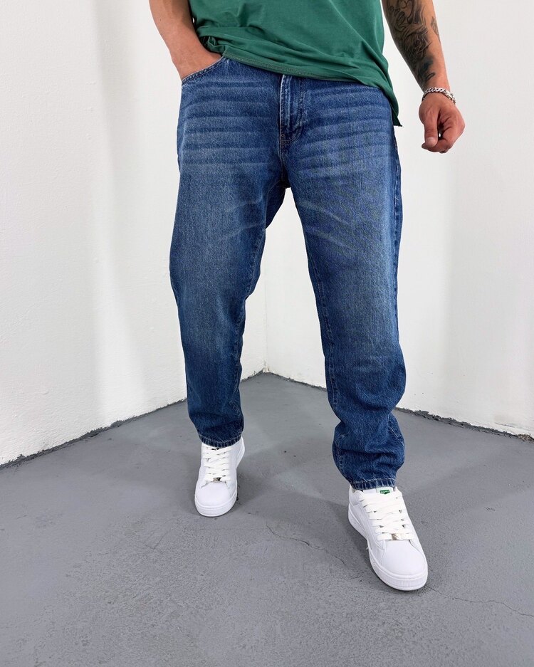 Blue Crash Boyfriend JEAN