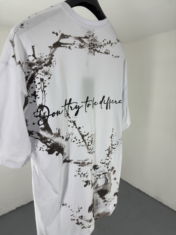 Nakışlı Baskılı Beyaz OverSize Tshirt