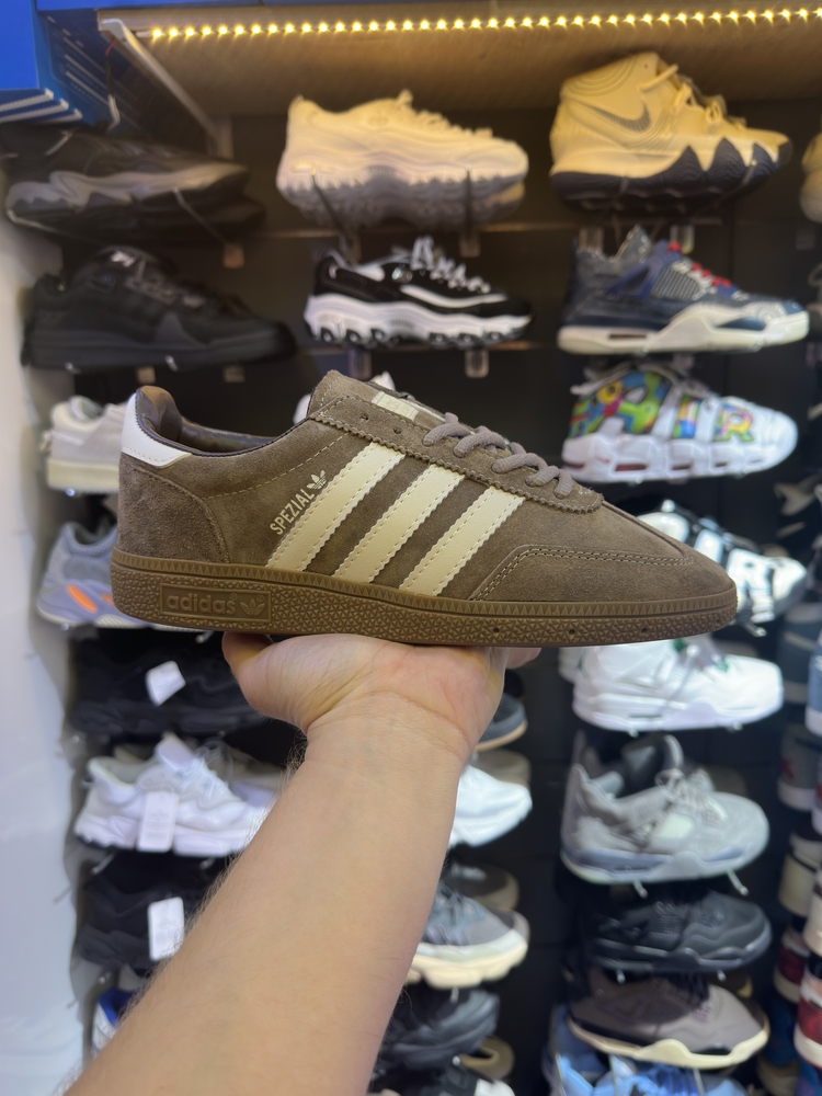 Adidas Spezial