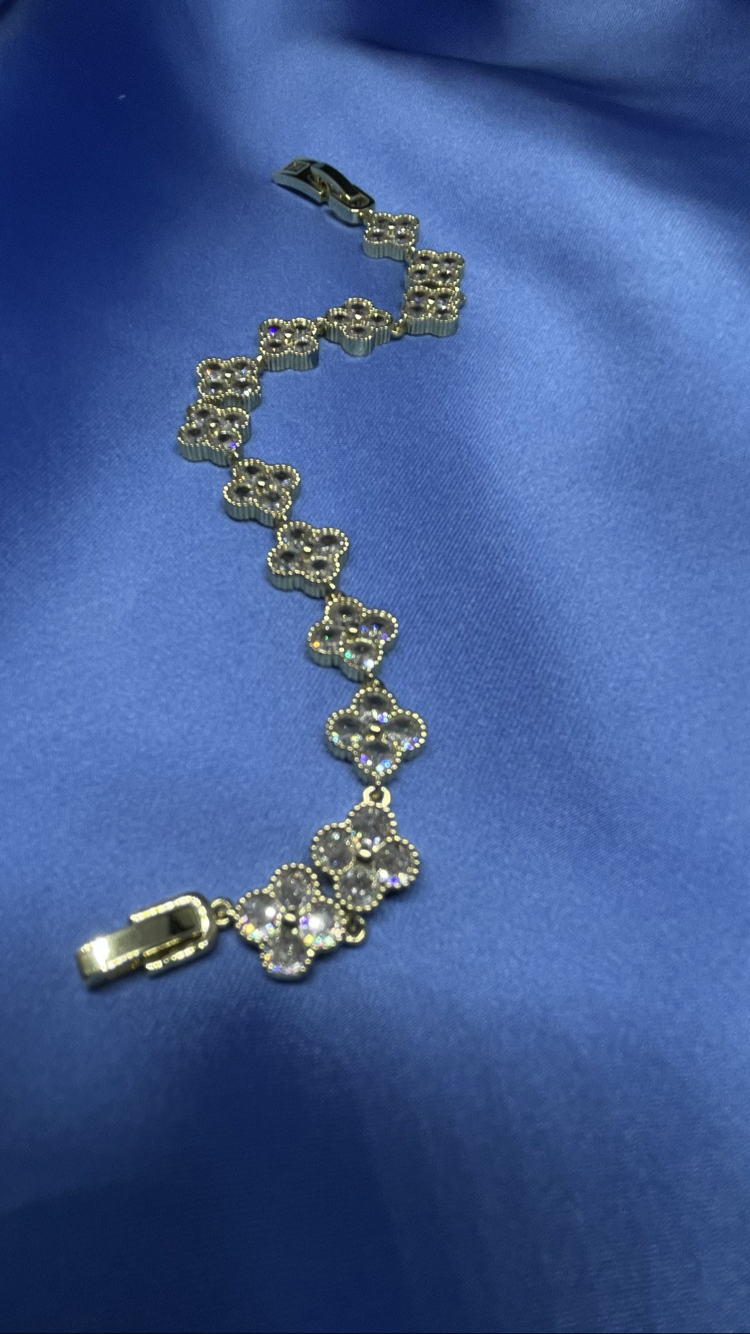 Premium İthal Gold Yonca Bileklik