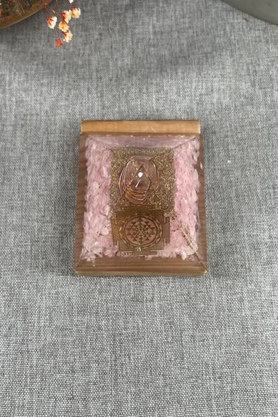 Pembe Kuvars Doğal Taş Piramit Orgonit