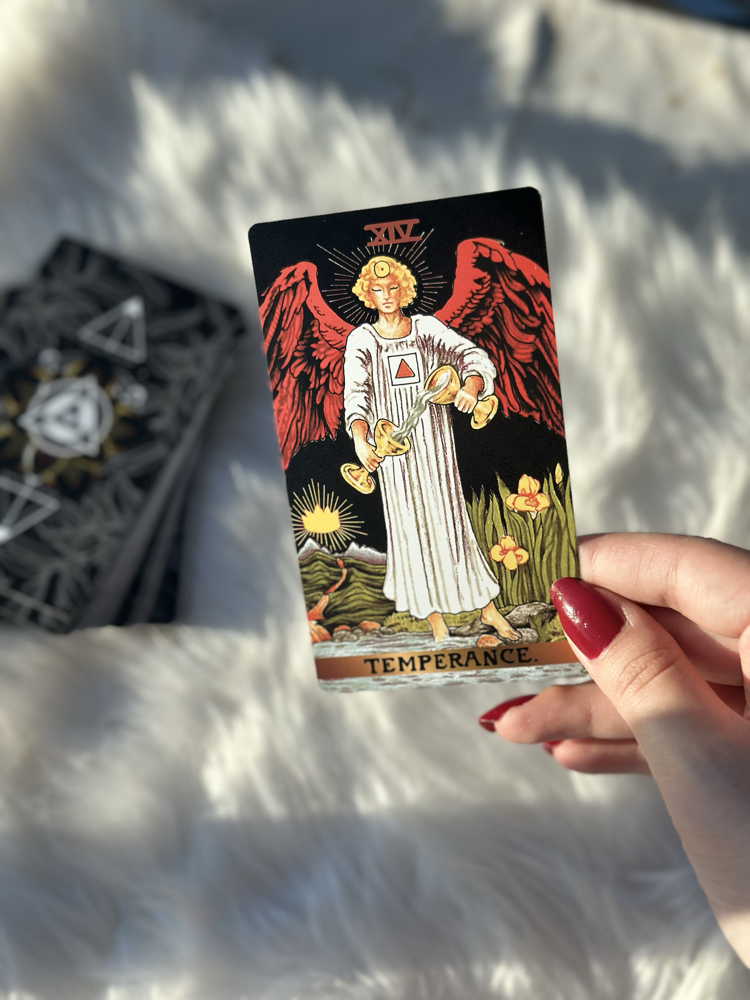 Black tarot 