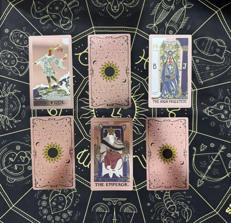 Gold foil rose tarot