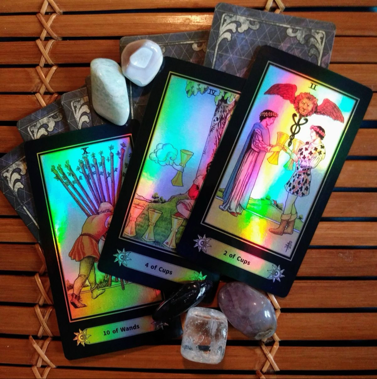 A.E Waite Tarot -hologramlı