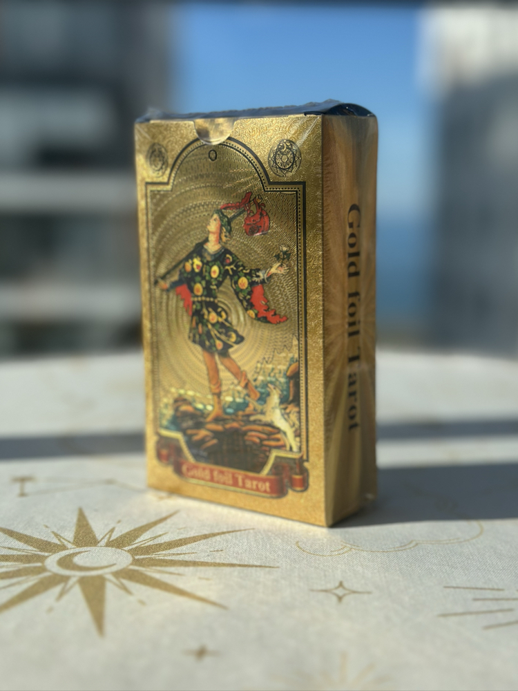 Gold foil tarot destesi (plastik kutu)
