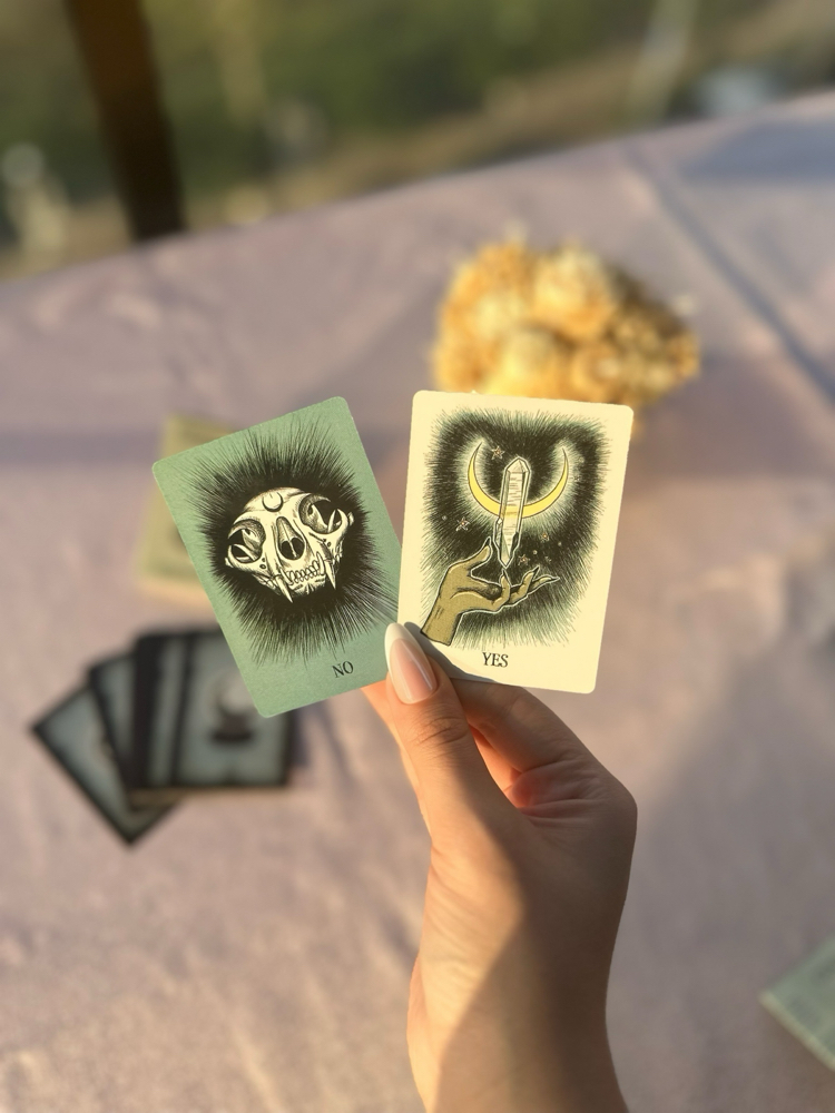 Crystal ball oracle
