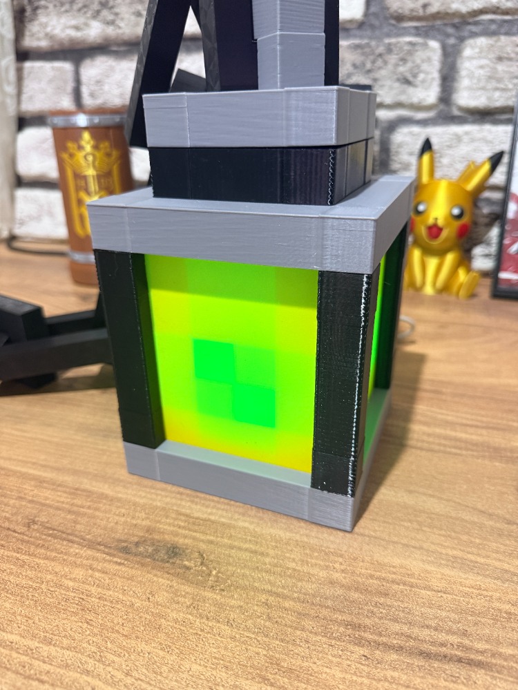 Piksel Tasarım RGB Gamer Masa Lambası 