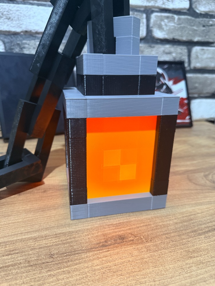 Piksel Tasarım RGB Gamer Masa Lambası 