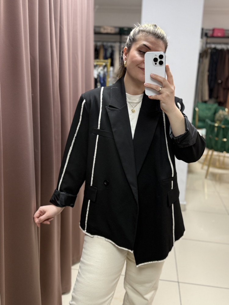 Asimetrik kesim blazer
