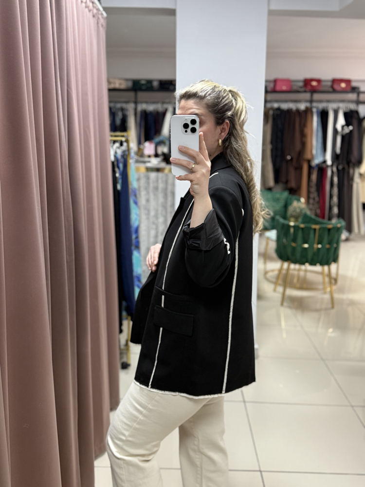 Asimetrik kesim blazer