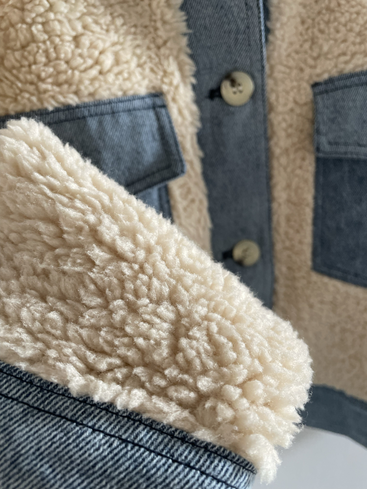 Kot Denim Detaylı Pelüş Kısa Ceket