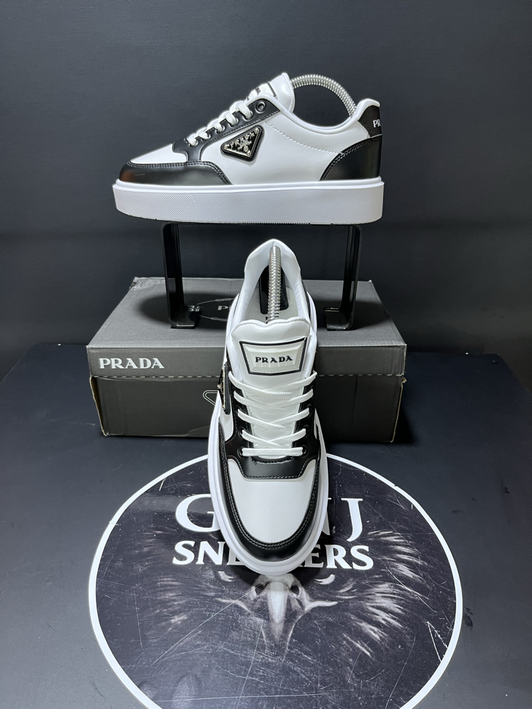PRADA SİYAH&BEYAZ