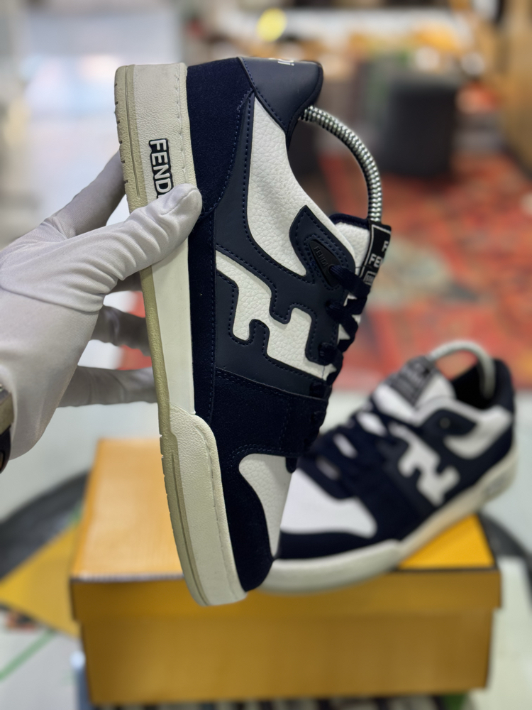 FENDİ LACİVERT&BEYAZ
