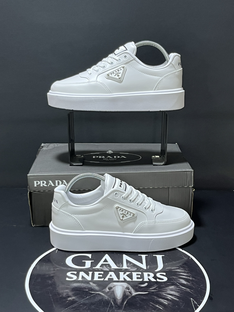 PRADA BEYAZ