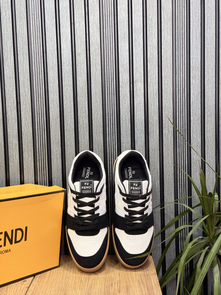 FENDİ BEJ SİYAH BEYAZ