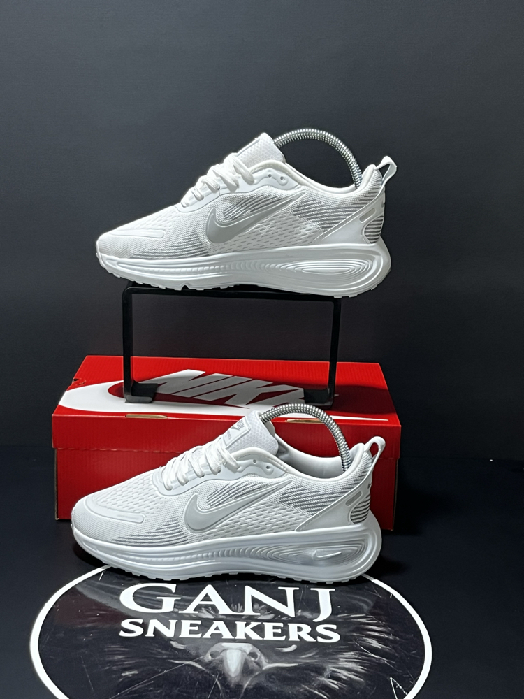 NIKE VOMERO BEYAZ&GÜMÜŞ