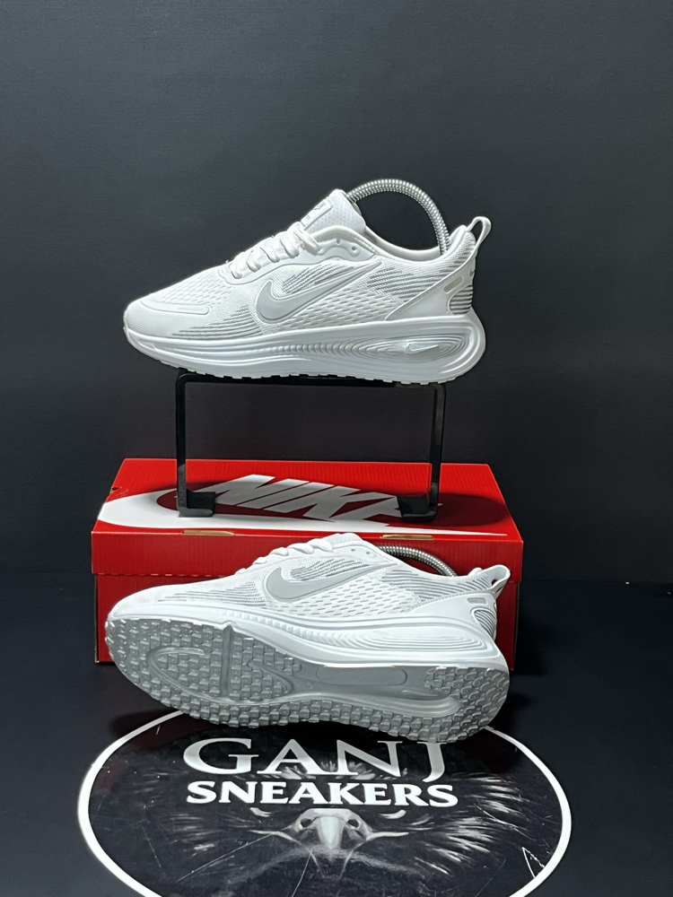NIKE VOMERO BEYAZ&GÜMÜŞ