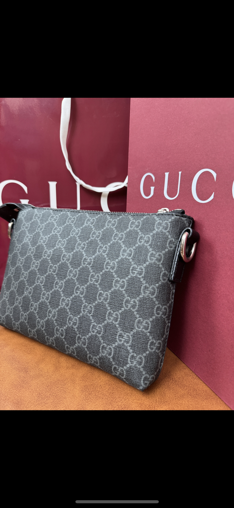 Gucci messenger bag