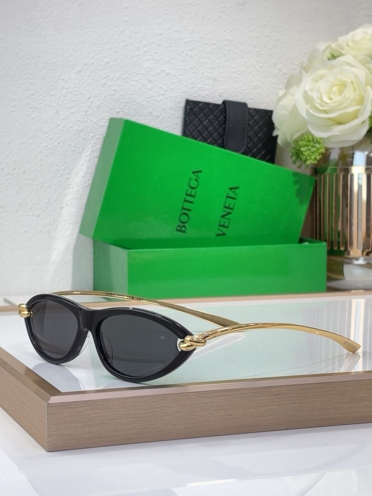 Bottega Veneta Black 
