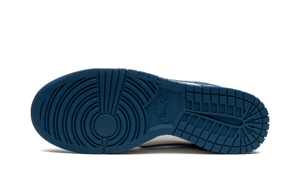 Nike Dunk Low “Shashiko Blue”